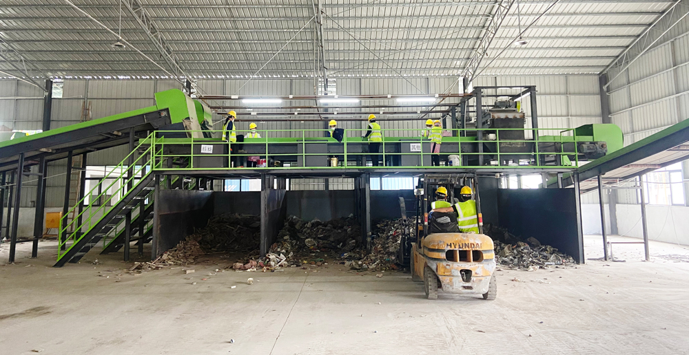 Equipment in Construction Waste Processing Plants